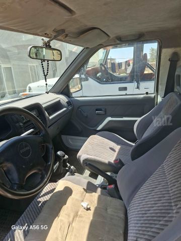 איפון 4X4 DLX ידני חד קבינה 2 דל 2.5 (76 כ״ס)