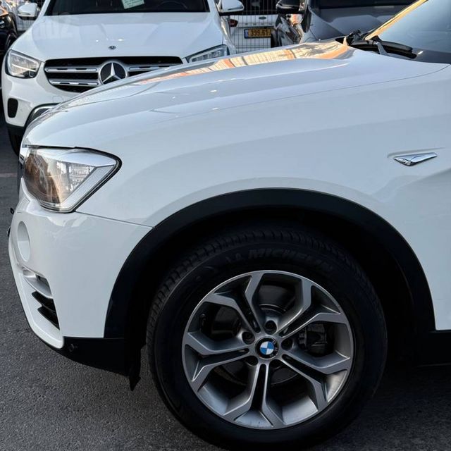 ב מ וו X4