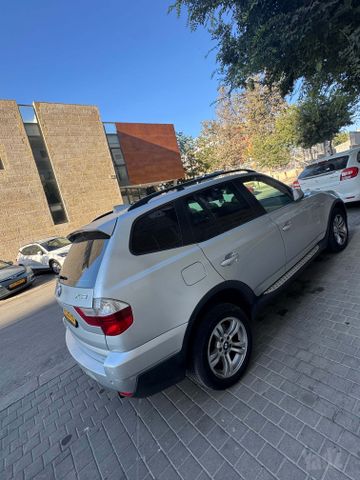 ב מ וו X3