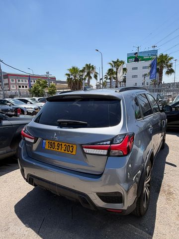 מיצובישי ASX