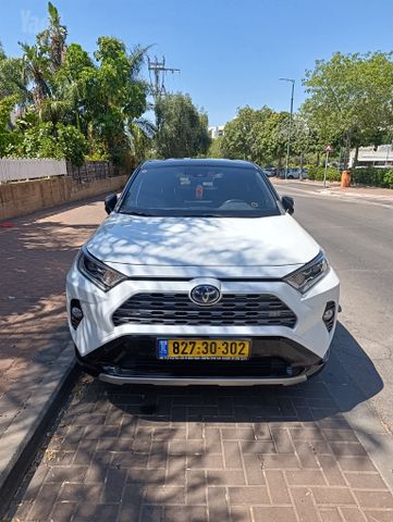 מודעת רכב טויוטה RAV4