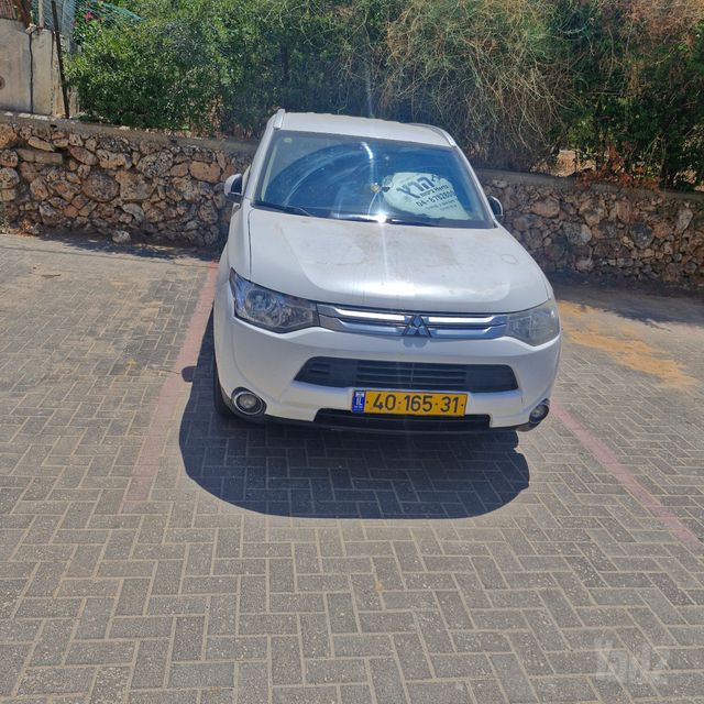 מודעת רכב מיצובישי אאוטלנדר