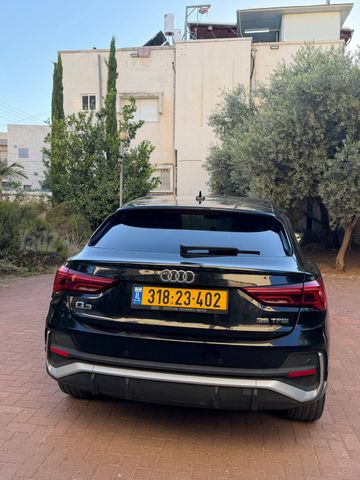 אאודי Q3