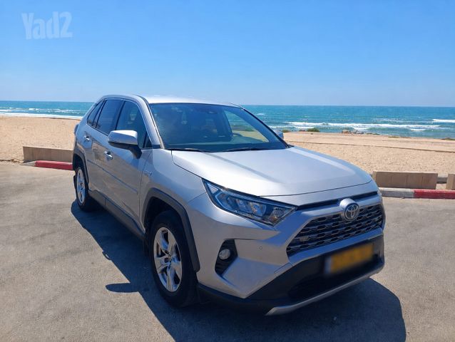 מודעת רכב טויוטה RAV4