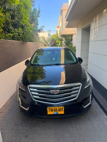 קאדילק XT5