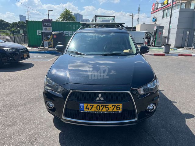 מיצובישי אאוטלנדר