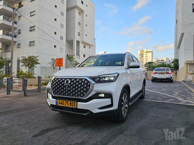 מודעת רכב סאנגיונג רקסטון