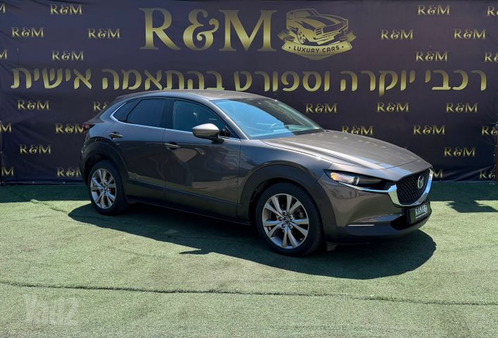 מודעת רכב מאזדה CX-30