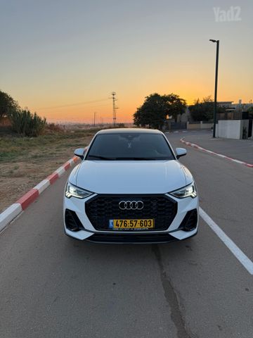 אאודי Q3