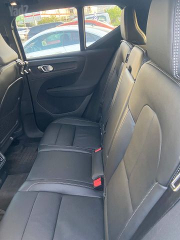 וולוו XC40