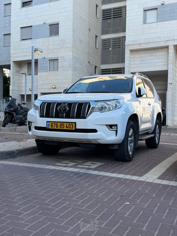 מודעת רכב טויוטה לנד קרוזר