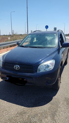 מודעת רכב טויוטה RAV4