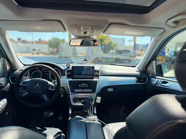 ML 4X4 Premium ML 350 אוט׳ בנזין 3.5 (306 כ״ס)