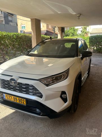 מודעת רכב טויוטה RAV4