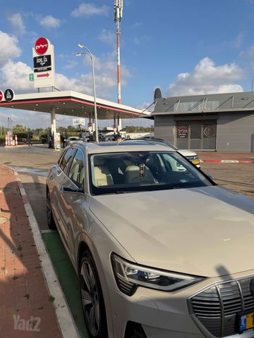 אאודי E-tron