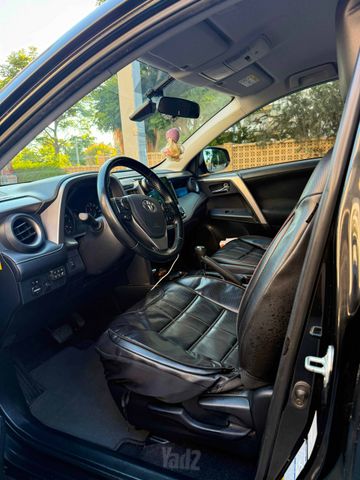 טויוטה RAV4