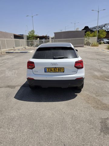 אאודי Q2