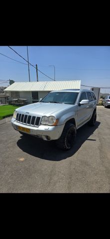 גרנד צ'ירוקי Limited אוט׳ בנזין ג'יפ שטח קשוח 4.7 (303 כ״ס)
