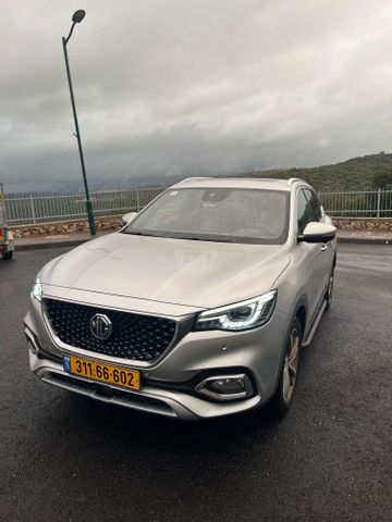 מודעת רכב אם ג'י EHS PHEV