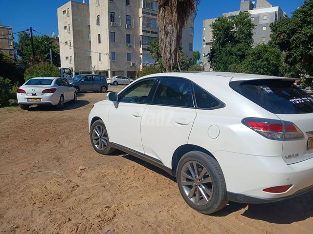לקסוס RX