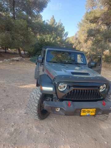 ג'יפ גלדיאטור