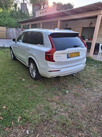 וולוו XC90