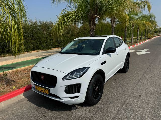מודעת רכב יגואר E-Pace