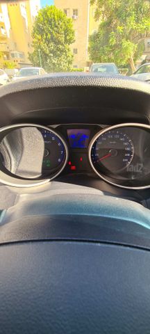יונדאי ix35