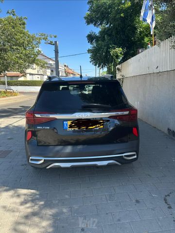 קיה סלטוס