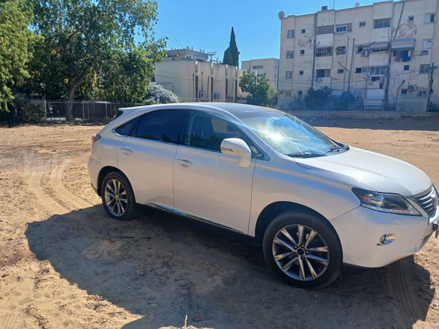 לקסוס RX