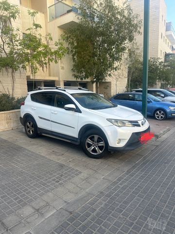 מודעת רכב טויוטה RAV4