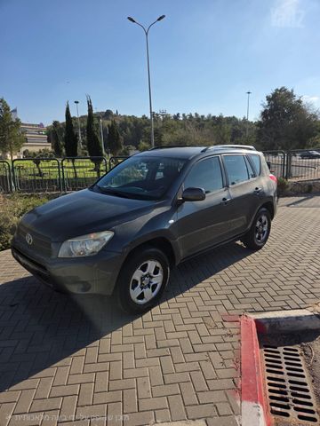 מודעת רכב טויוטה RAV4
