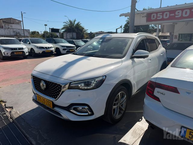 אם ג'י EHS PHEV