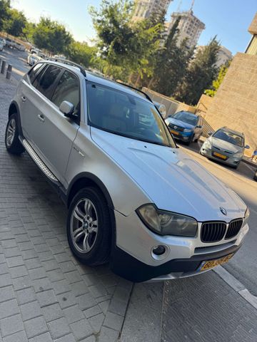 ב מ וו X3