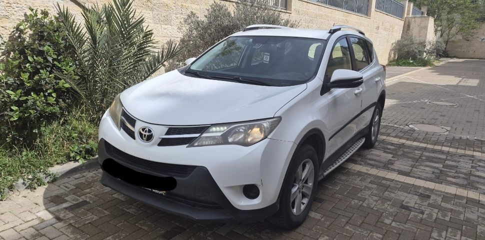 מודעת רכב טויוטה RAV4