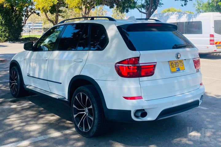 ב מ וו X5