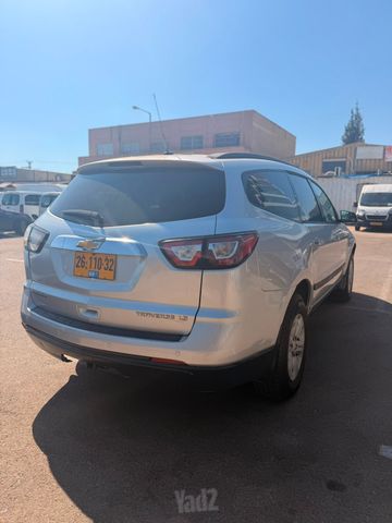 שברולט טראוורס