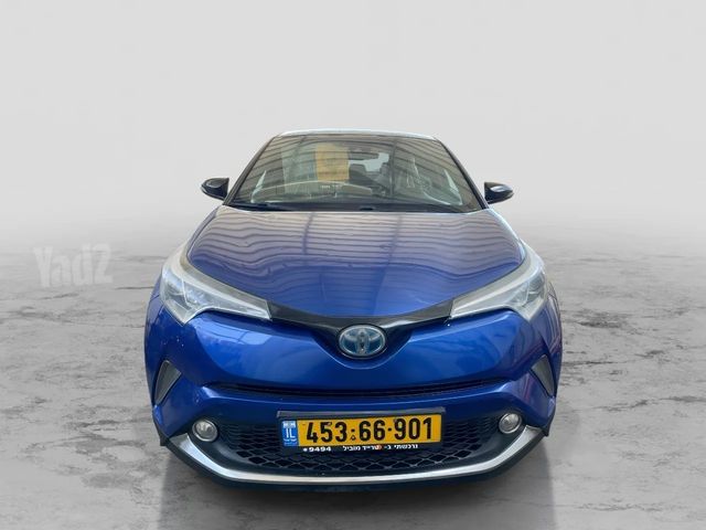 מודעת רכב טויוטה C-HR