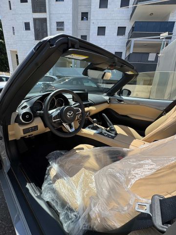 מאזדה MX-5