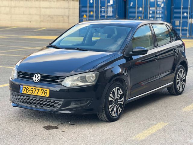 פולקסווגן פולו 