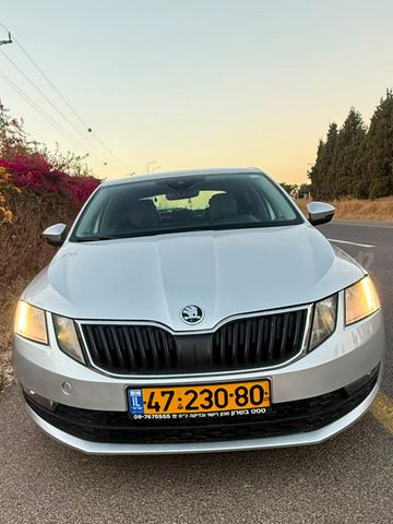 סקודה אוקטביה