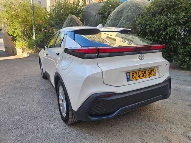 טויוטה C-HR