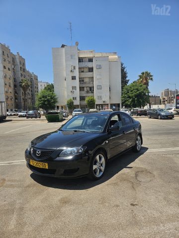 מודעת רכב מאזדה 3