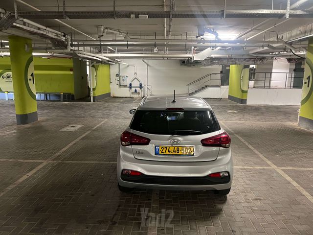 יונדאי i20