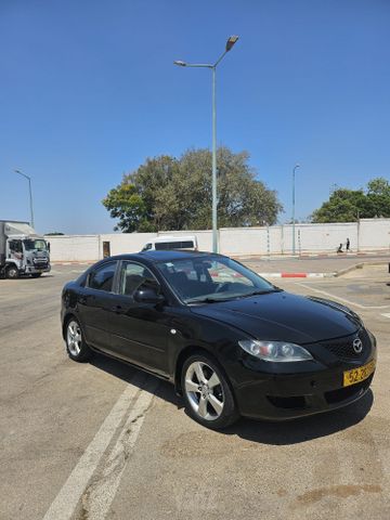 מאזדה 3