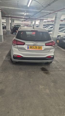 יונדאי i20