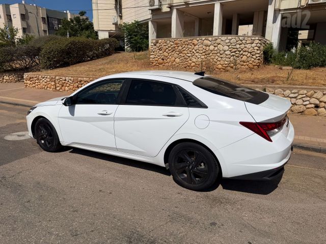 יונדאי אלנטרה