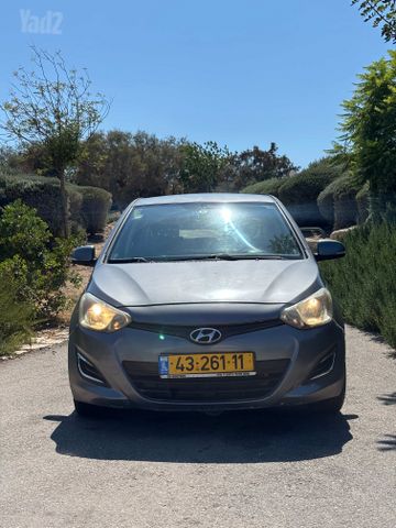 יונדאי i20