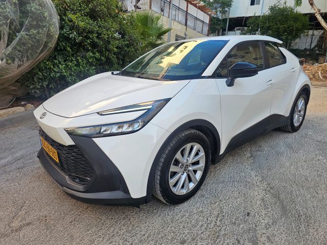 טויוטה C-HR