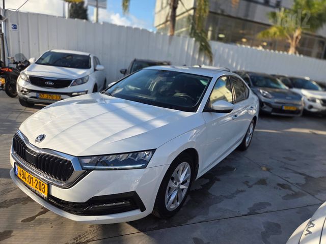 סקודה אוקטביה